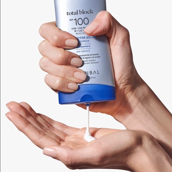 Total Block SPF 100 Sunscreen For Face & Body by Yanbal - Picture 4 of 7